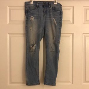 Ripped knee light was jeans